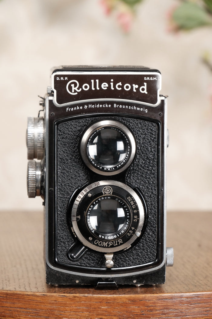 SUPERB! 1936 Rolleicord with leather case. CLA's, Freshly Serviced! - Frank & Heidecke- Petrakla Classic Cameras