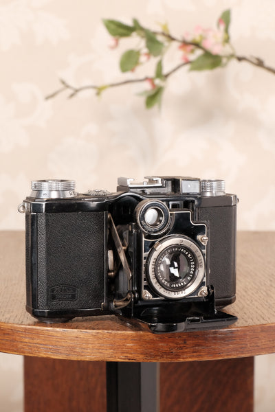 Superb! 1937 Zeiss-Ikon Super Nettel (236/24)  with Original Leather Case, CLA'd, Freshly Serviced! - Zeiss-Ikon- Petrakla Classic Cameras