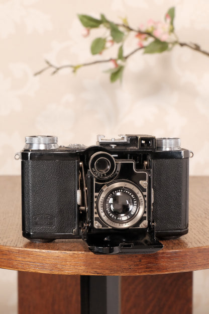 Superb! 1937 Zeiss-Ikon Super Nettel (236/24)  with Original Leather Case, CLA'd, Freshly Serviced! - Zeiss-Ikon- Petrakla Classic Cameras