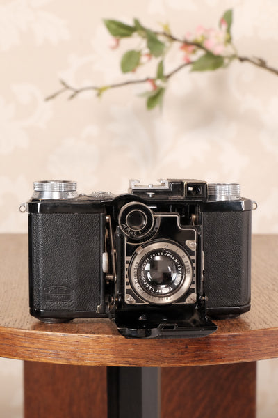 Superb! 1937 Zeiss-Ikon Super Nettel (236/24)  with Original Leather Case, CLA'd, Freshly Serviced! - Zeiss-Ikon- Petrakla Classic Cameras
