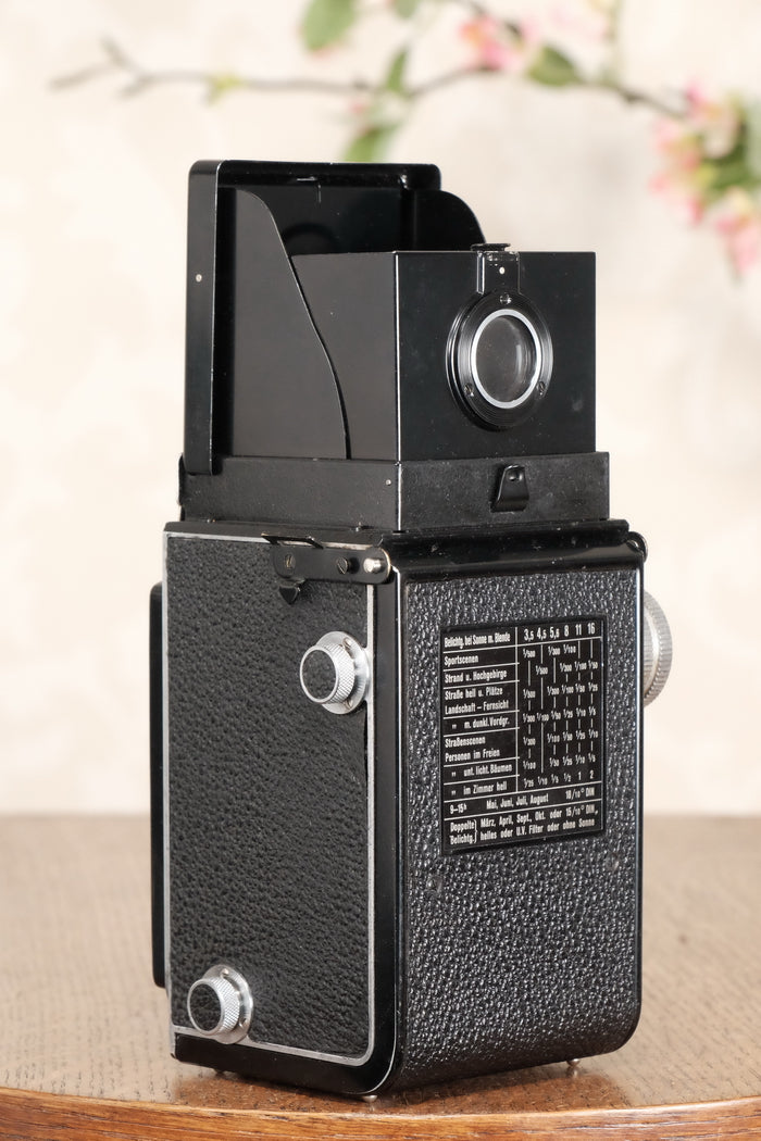 SUPERB! 1936 Rolleicord with leather case. CLA's, Freshly Serviced! - Frank & Heidecke- Petrakla Classic Cameras