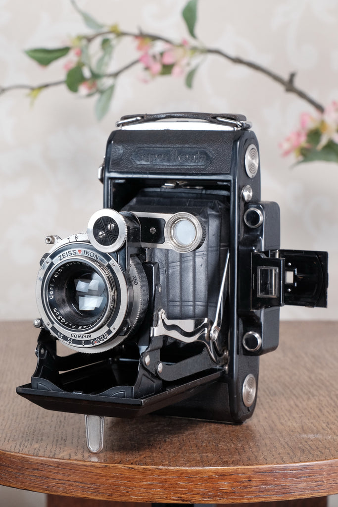Excellent! 1935 Zeiss Ikon 6x9 Super Ikonta C, Tessar lens CLA’d,  Freshly Serviced!