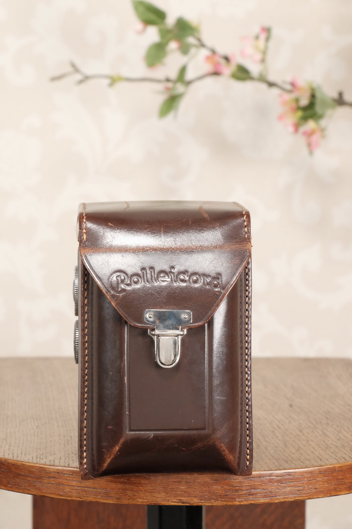SUPERB! 1936 Rolleicord with leather case. CLA's, Freshly Serviced! - Frank & Heidecke- Petrakla Classic Cameras