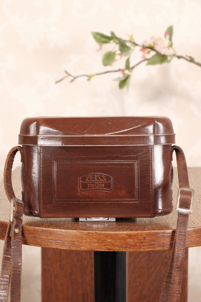Superb! 1937 Zeiss-Ikon Super Nettel (236/24)  with Original Leather Case, CLA'd, Freshly Serviced! - Zeiss-Ikon- Petrakla Classic Cameras