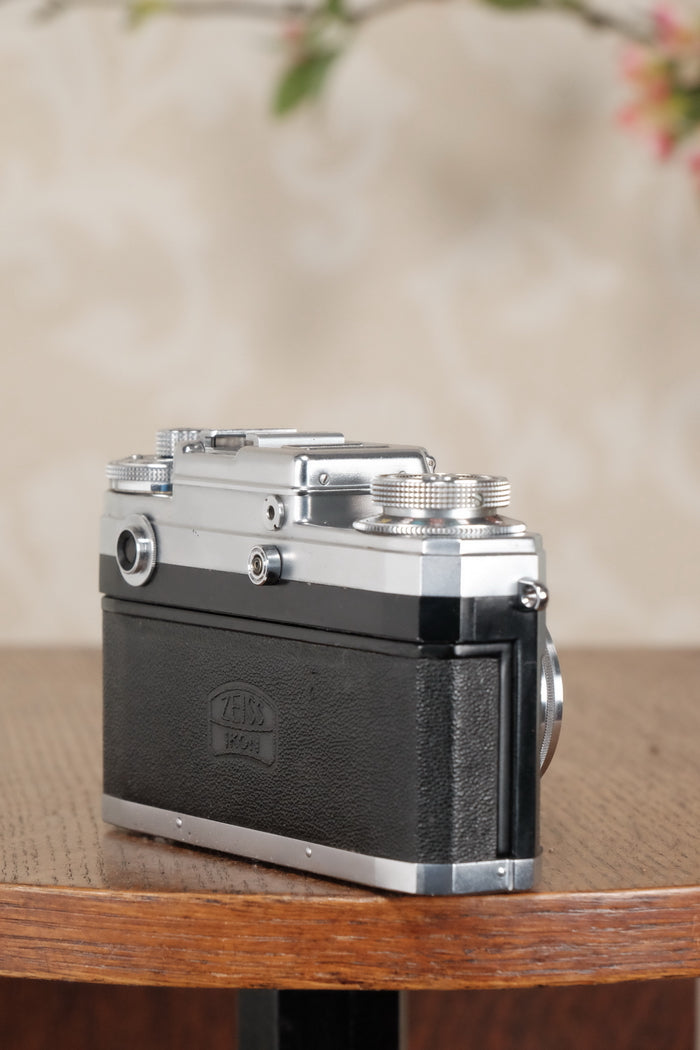 Superb! 1956 Zeiss Ikon Contax IIIa with Zeiss 50mm Sonnar lens, CLA'd, Freshly Serviced! - Zeiss-Ikon- Petrakla Classic Cameras