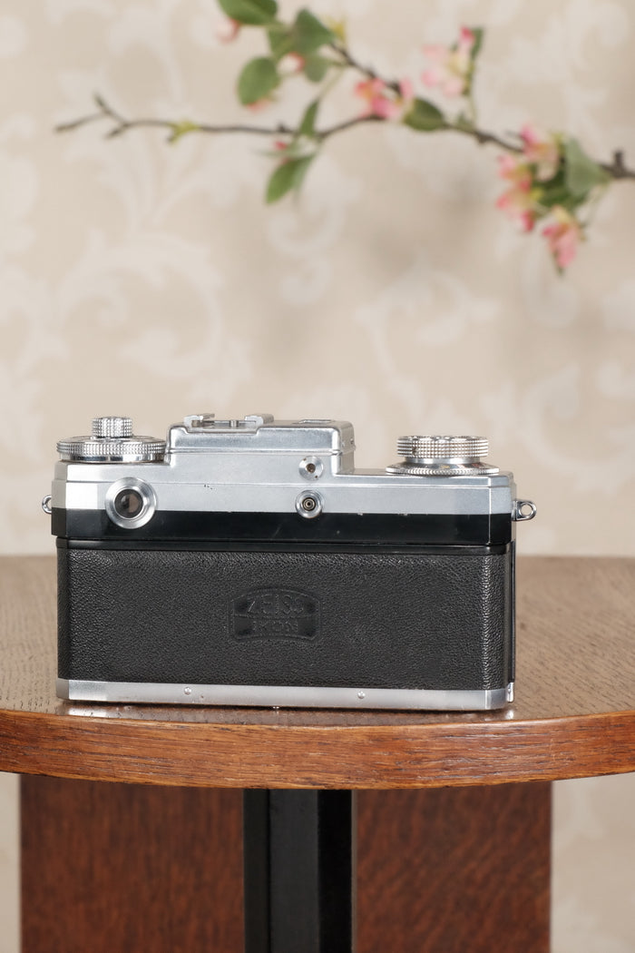Superb! 1956 Zeiss Ikon Contax IIIa with Zeiss 50mm Sonnar lens, CLA'd, Freshly Serviced! - Zeiss-Ikon- Petrakla Classic Cameras