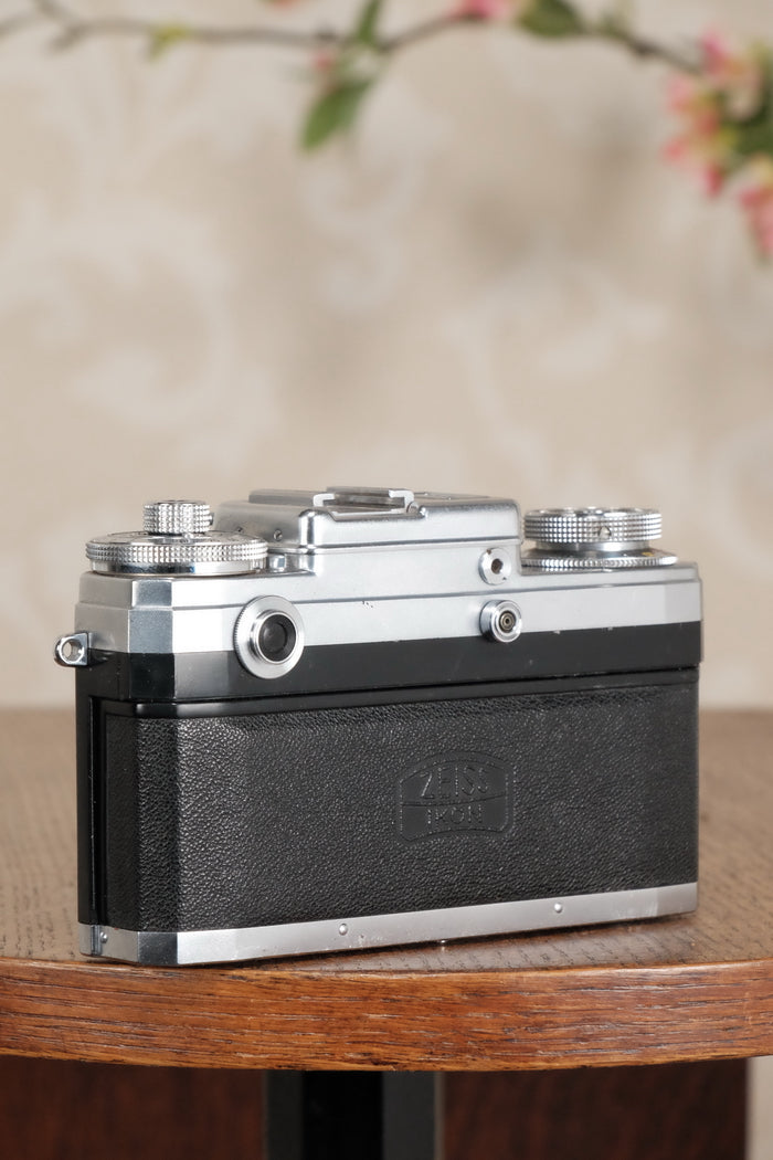 Superb! 1956 Zeiss Ikon Contax IIIa with Zeiss 50mm Sonnar lens, CLA'd, Freshly Serviced! - Zeiss-Ikon- Petrakla Classic Cameras