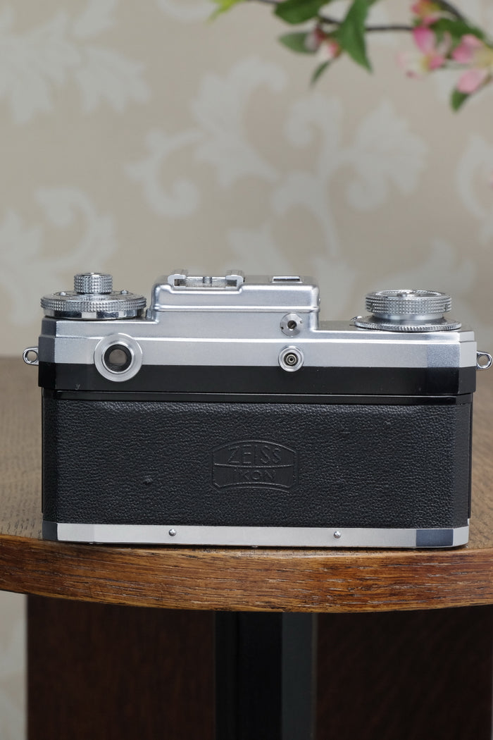 Superb! 1956 Zeiss Ikon Contax IIIa, CLA'd, Freshly Serviced! - Zeiss-Ikon- Petrakla Classic Cameras