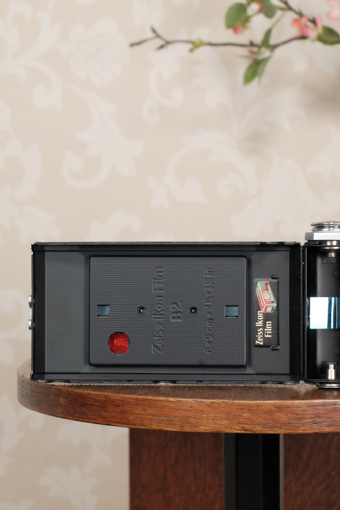 Superb! 1937 Zeiss-Ikon Ikonta 6x9 Folding Camera, Tessar lens, CLA'd, Freshly Serviced! - Zeiss-Ikon- Petrakla Classic Cameras