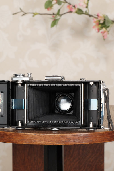 Superb! 1937 Zeiss-Ikon Ikonta 6x9 Folding Camera, Tessar lens, CLA'd, Freshly Serviced! - Zeiss-Ikon- Petrakla Classic Cameras