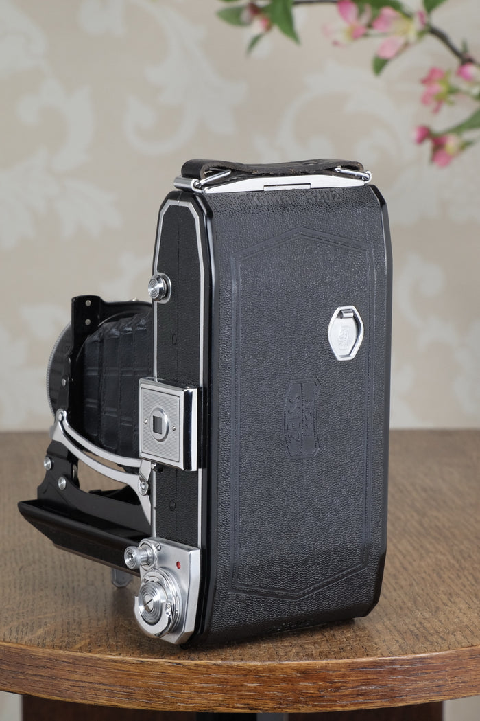 99% Mint! 1938 Zeiss-Ikon Ikonta 6x9, CLA's, FRESHLY SERVICED! - Zeiss-Ikon- Petrakla Classic Cameras