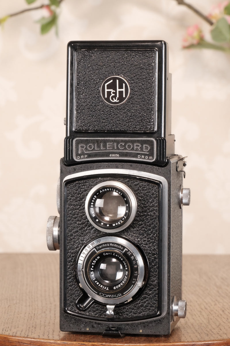 1937 Rolleicord , CLA'd, Freshly Serviced! - Frank & Heidecke- Petrakla Classic Cameras