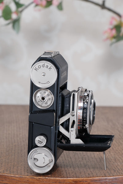 Superb! THE ORIGINAL FIRST VERSION, 1934 Black Kodak Retina, model 117 with original case.. CLA'd, Freshly Serviced!