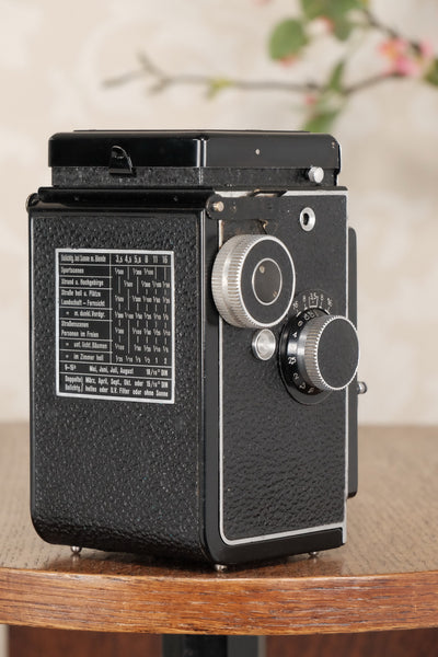 SUPERB! 1937 Rolleicord with leather case. CLA's, Freshly Serviced! - Frank & Heidecke- Petrakla Classic Cameras