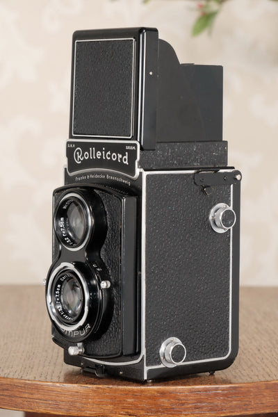 SUPERB! 1937 Rolleicord with leather case. CLA's, Freshly Serviced! - Frank & Heidecke- Petrakla Classic Cameras