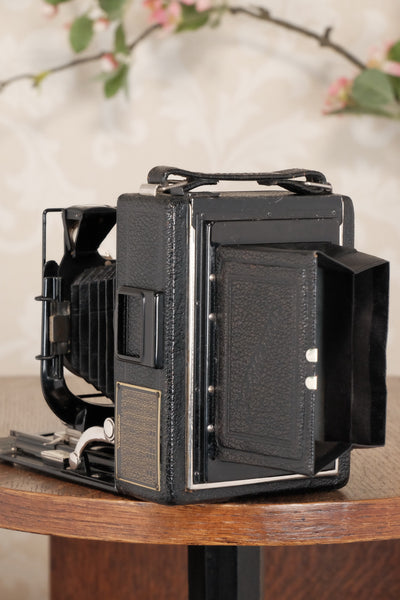 Superb! 1930 Voigtlander Bergheil Camera with Heliar lens! Freshly serviced, CLA'd! - Voigtlander- Petrakla Classic Cameras