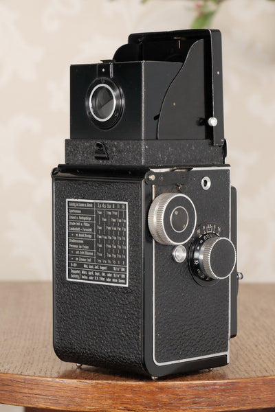 SUPERB! 1937 Rolleicord with leather case. CLA's, Freshly Serviced! - Frank & Heidecke- Petrakla Classic Cameras