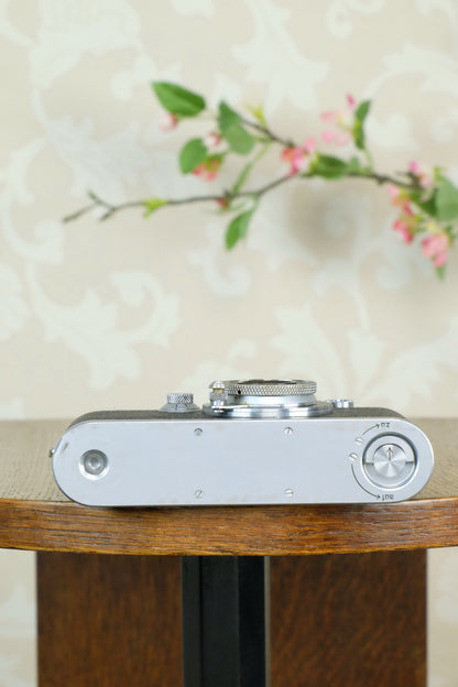 Superb! 1940 Leitz Leica IIIb with Leitz Elmar lens, CLA'd, Freshly Serviced! - Leitz- Petrakla Classic Cameras