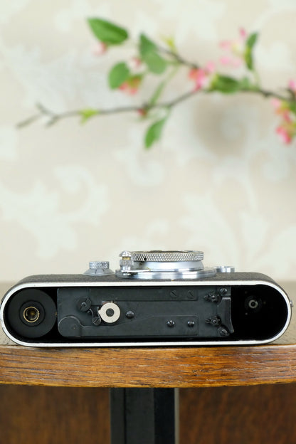 Superb! 1940 Leitz Leica IIIb with Leitz Elmar lens, CLA'd, Freshly Serviced! - Leitz- Petrakla Classic Cameras