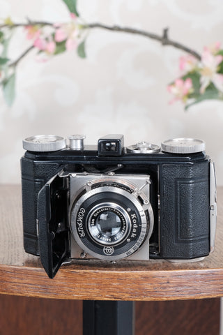 Superb! THE ORIGINAL FIRST VERSION, 1935 Black Kodak Retina, model 117. CLA'd, Freshly Serviced!