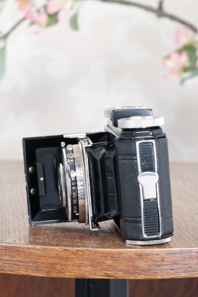 Superb! THE ORIGINAL FIRST VERSION, 1935 Black Kodak Retina, model 117. CLA'd, Freshly Serviced!