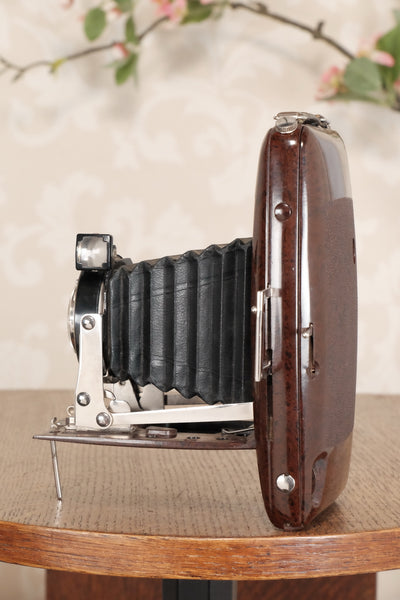 SUPERB! Rare 1934 Ebner 6x9 Brown Bakelite Art Deco Camera. Freshly serviced , CLA‘d - Ebner- Petrakla Classic Cameras