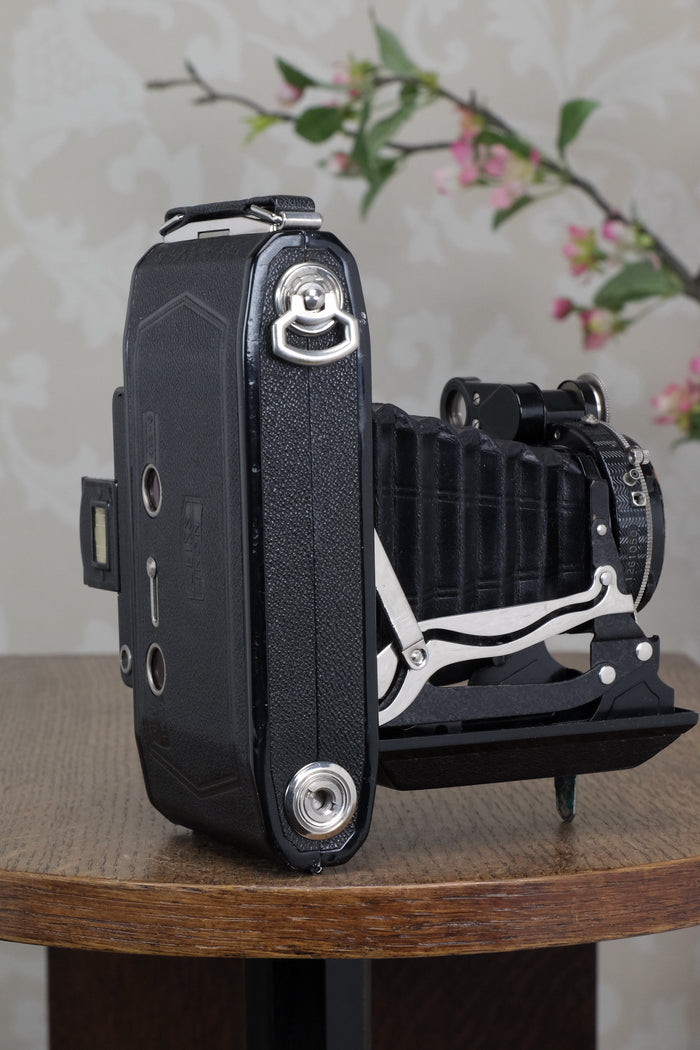 Superb! 1936 6x9 Super Ikonta with Tessar Lens, Freshly serviced ,CLA'd - Zeiss-Ikon- Petrakla Classic Cameras