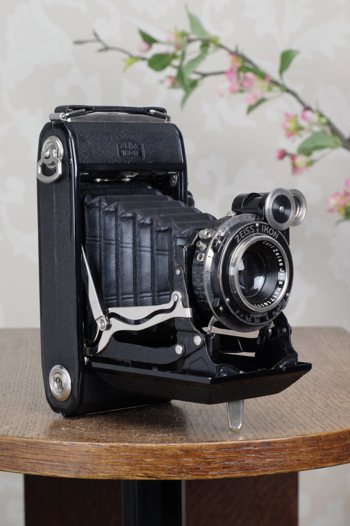Superb! 1936 6x9 Super Ikonta with Tessar Lens, Freshly serviced ,CLA'd - Zeiss-Ikon- Petrakla Classic Cameras