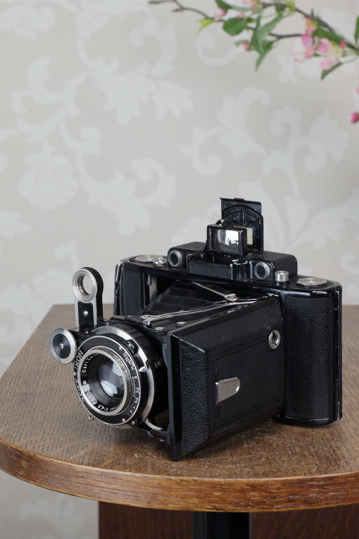 Superb! 1936 6x9 Super Ikonta with Tessar Lens, Freshly serviced ,CLA'd - Zeiss-Ikon- Petrakla Classic Cameras