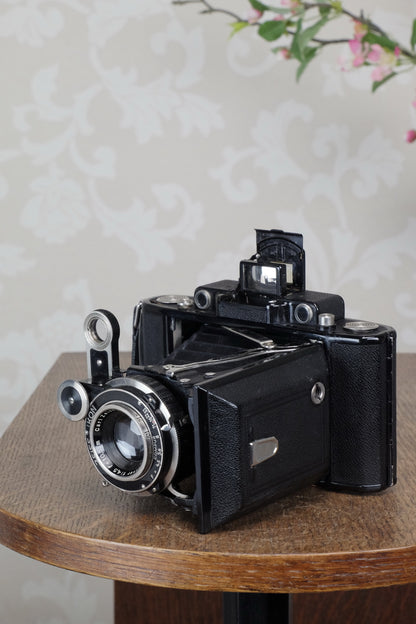 Superb! 1936 6x9 Super Ikonta with Tessar Lens, Freshly serviced ,CLA'd - Zeiss-Ikon- Petrakla Classic Cameras