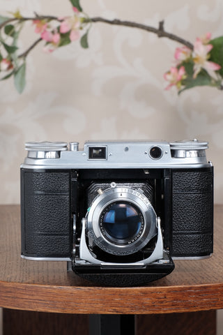 Near Mint! 1952 Voigtlander Vito III, Rangefinder with superb 2.0/50mm Ultron lens . CLA'd, Freshly Serviced!