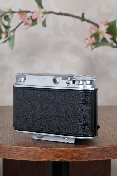 Near Mint! 1952 Voigtlander Vito III, Rangefinder with superb 2.0/50mm Ultron lens . CLA'd, Freshly Serviced!