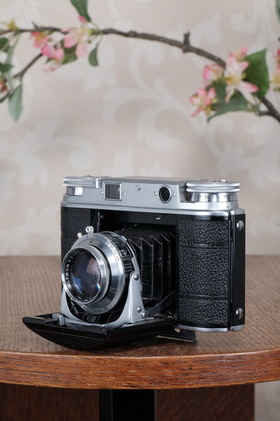 Near Mint! 1952 Voigtlander Vito III, Rangefinder with superb 2.0/50mm Ultron lens . CLA'd, Freshly Serviced!