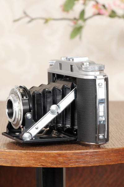 Superb, circa 1955 Agfa 6x6 Isolette III, Freshly Serviced! CLA'd - Agfa- Petrakla Classic Cameras