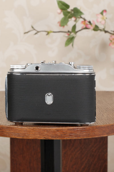 Superb, circa 1955 Agfa 6x6 Isolette III, Freshly Serviced! CLA'd - Agfa- Petrakla Classic Cameras