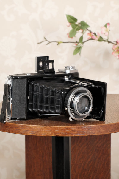 Superb! 1949 Zeiss-Ikon Ikonta 6x9 Folding Camera, Tessar lens, CLA'd, Freshly Serviced! - Zeiss-Ikon- Petrakla Classic Cameras