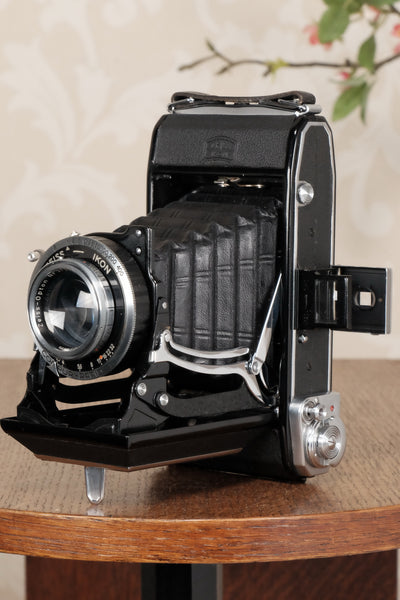 Superb! 1949 Zeiss-Ikon Ikonta 6x9 Folding Camera, Tessar lens, CLA'd, Freshly Serviced! - Zeiss-Ikon- Petrakla Classic Cameras