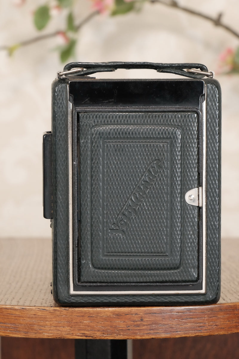 Absolutely Superb! Rare Green (De Luxe) Voigtlander 1932 Bergheil Camera with Heliar lens, Freshly serviced, CLA'd! - Voigtlander- Petrakla Classic Cameras