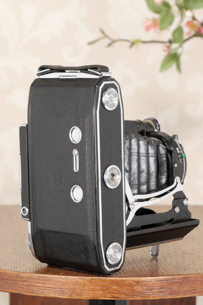 1952 Zeiss-Ikon Super 6x9 Ikonta 531/2, Synchro-Compur & Coated Zeiss Tessar lens, CLA'd, FRESHLY SERVICED! - Zeiss-Ikon- Petrakla Classic Cameras