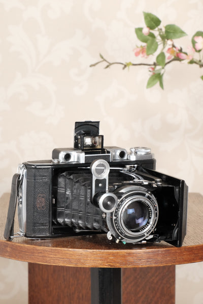 1952 Zeiss-Ikon Super 6x9 Ikonta 531/2, Synchro-Compur & Coated Zeiss Tessar lens, CLA'd, FRESHLY SERVICED! - Zeiss-Ikon- Petrakla Classic Cameras