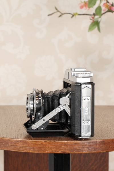 1955 6x6 Zeiss Ikon Mess Ikonta 524/16, with built-in rangefinder, CLA'd,  Freshley Serviced! - Zeiss-Ikon- Petrakla Classic Cameras