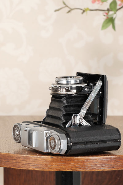 1955 6x6 Zeiss Ikon Mess Ikonta 524/16, with built-in rangefinder, CLA'd,  Freshley Serviced! - Zeiss-Ikon- Petrakla Classic Cameras