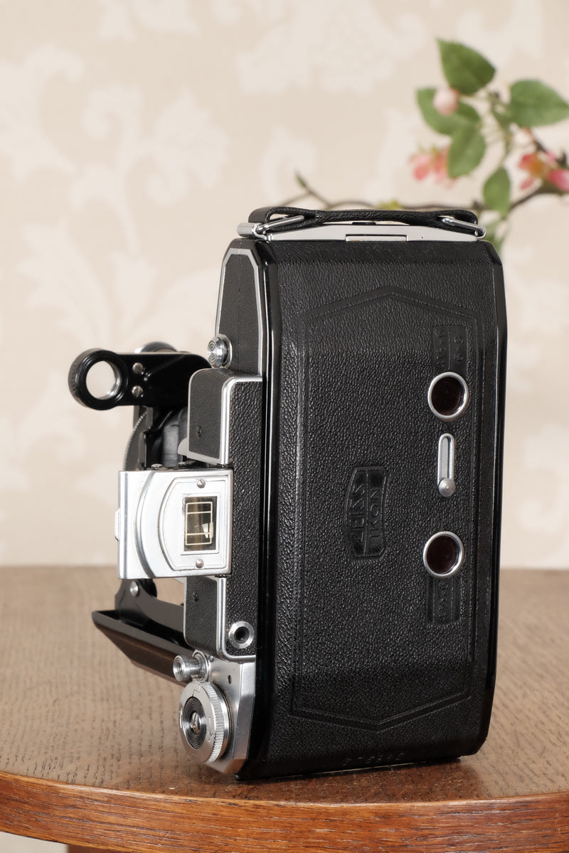SUPERB! 1938 Zeiss Ikon Super Ikonta 6x9, Tessar lens, & case, CLA'd, FRESHLY SERVICED! - Zeiss-Ikon- Petrakla Classic Cameras
