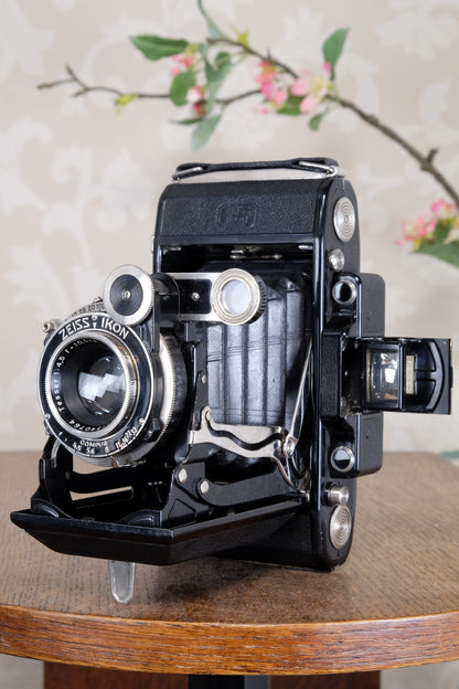 Superb! 1936 Zeiss Ikon 6x9 Super Ikonta C . CLA’d, Freshly Serviced!