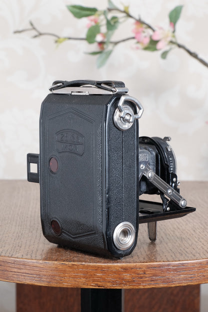 1932 Zeiss-Ikon Ikonta 6x4.5. Freshly Serviced, CLA'd
