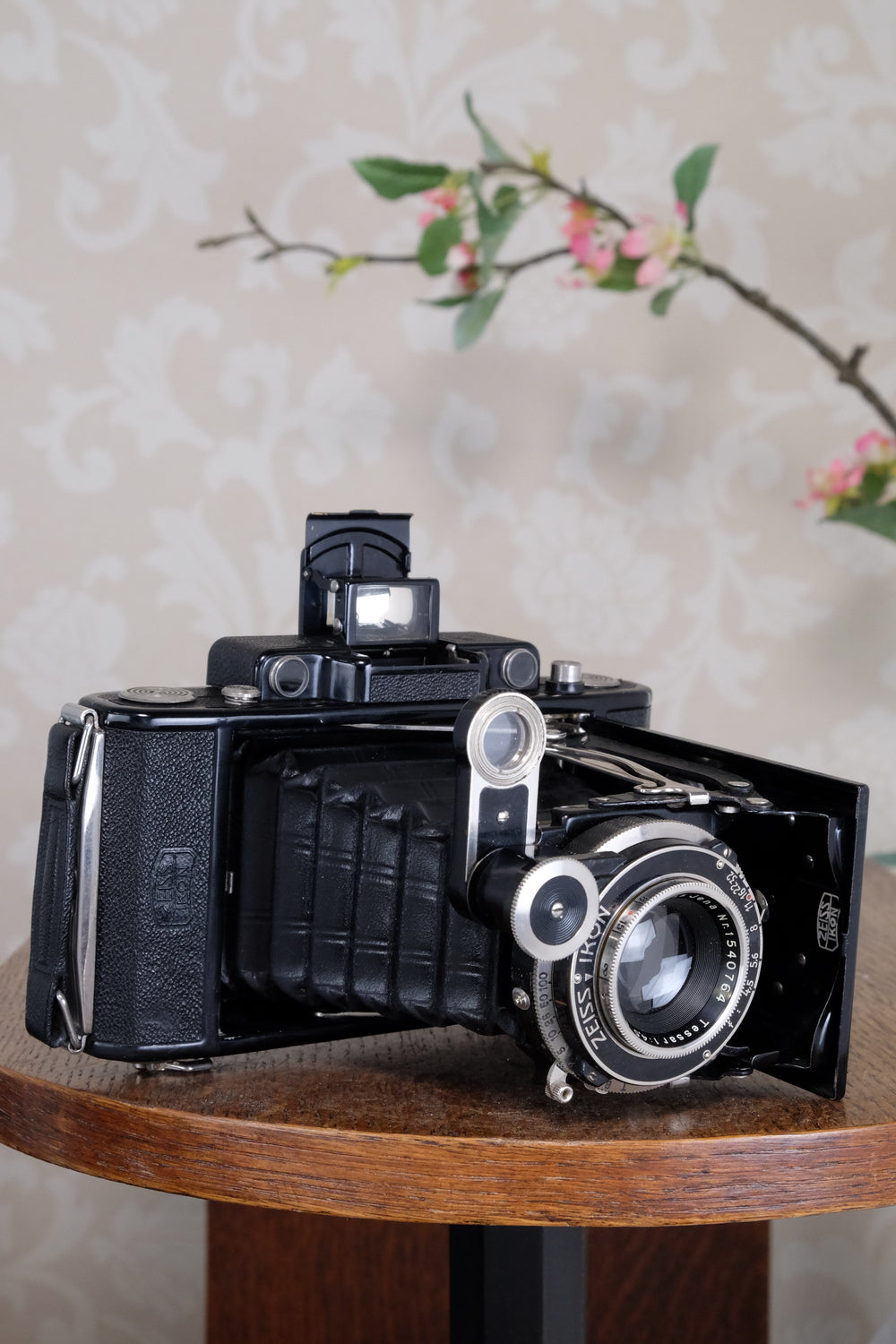 Superb! 1936 Zeiss Ikon 6x9 Super Ikonta C . CLA’d, Freshly Serviced!