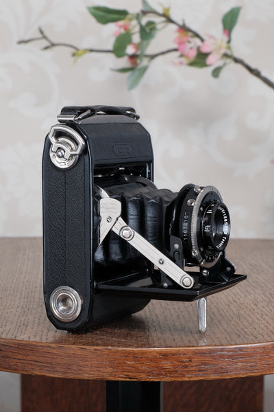 1932 Zeiss-Ikon Ikonta 6x4.5. Freshly Serviced, CLA'd