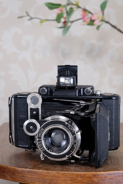 Superb! 1936 Zeiss Ikon 6x9 Super Ikonta C . CLA’d, Freshly Serviced!