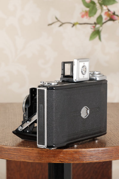 Superb! 1943 Zeiss Ikon Ikonta, Freshly Serviced, CLA'd! - Zeiss-Ikon- Petrakla Classic Cameras