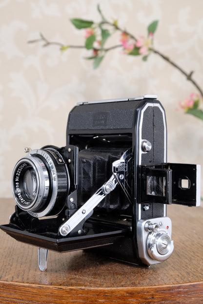 1938 Zeiss-Ikon Ikonta 6x4.5, Freshly Serviced, CLA'd